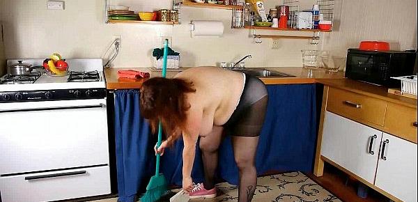  Cleaning the kitchen in pantyhose gets mom worked up